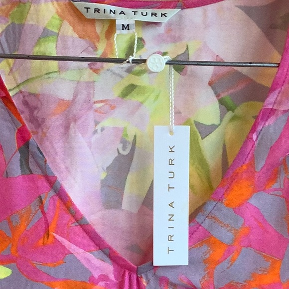 NWT Trina Turk Women’s shirt ,size M - Picture 2 of 4